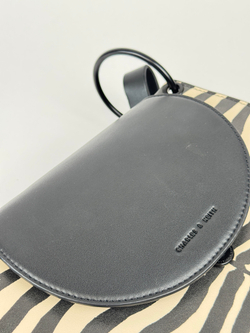 Сумка Charles & Keith