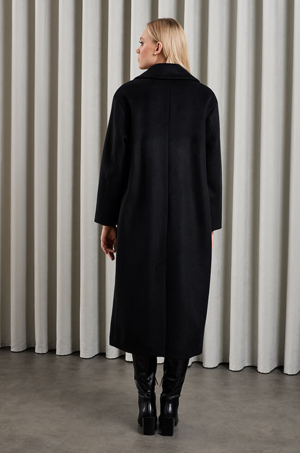 0101 Пальто женское (черный)