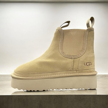 UGG Neumel Platform Chelsea • Bone