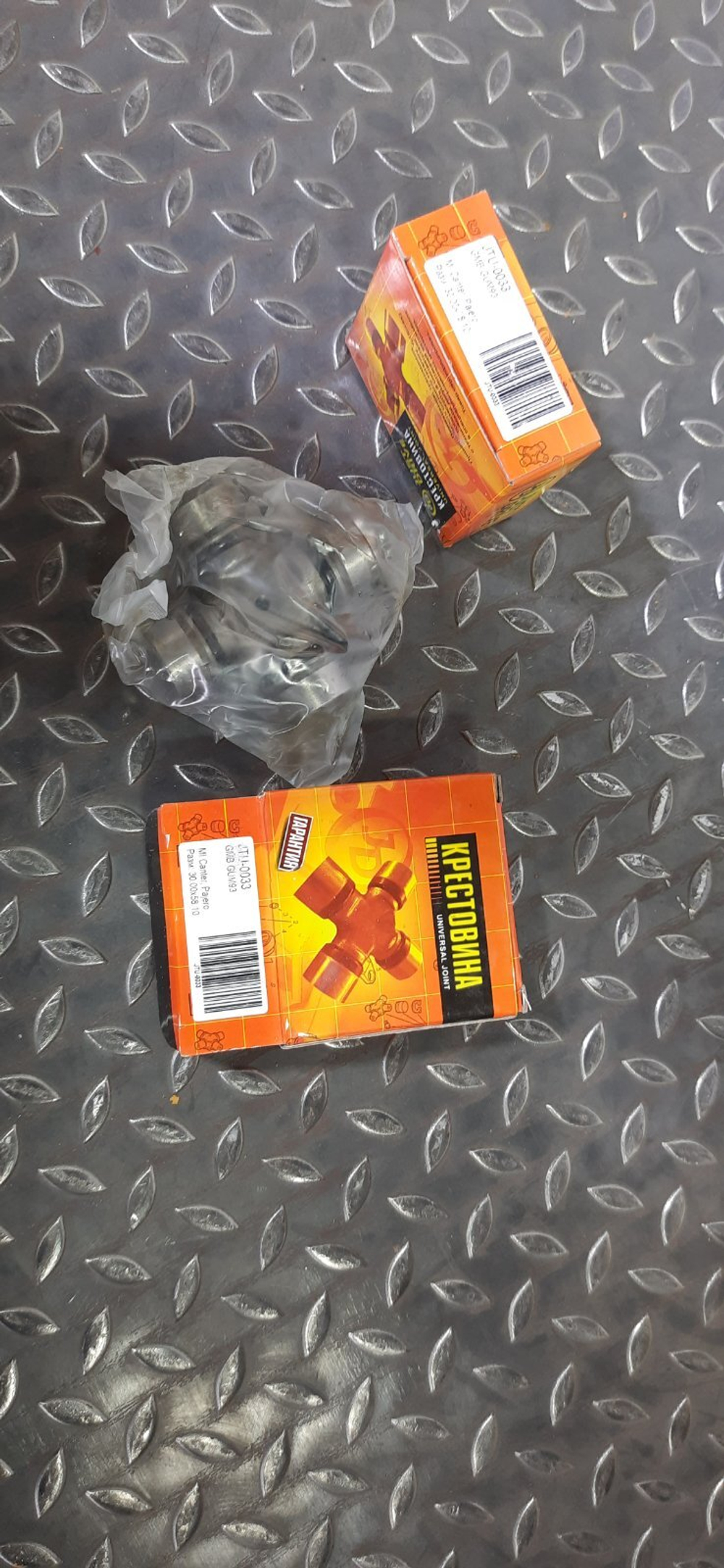 Крестовина привода колеса JTU0033