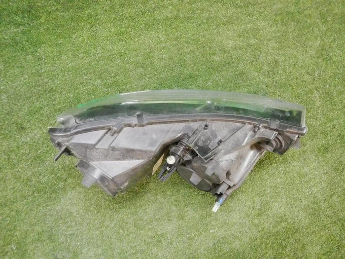 Битая Фара левая Lada Largus 1 (2021-н.в.) галоген