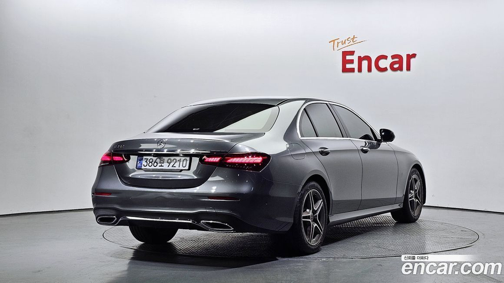 Mercedes-Benz E-Class W213 E250 AMG Line (10.2022)