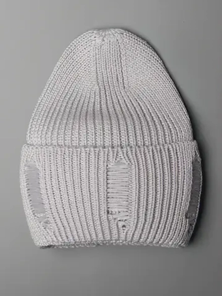 Шапка женская на осень рваная