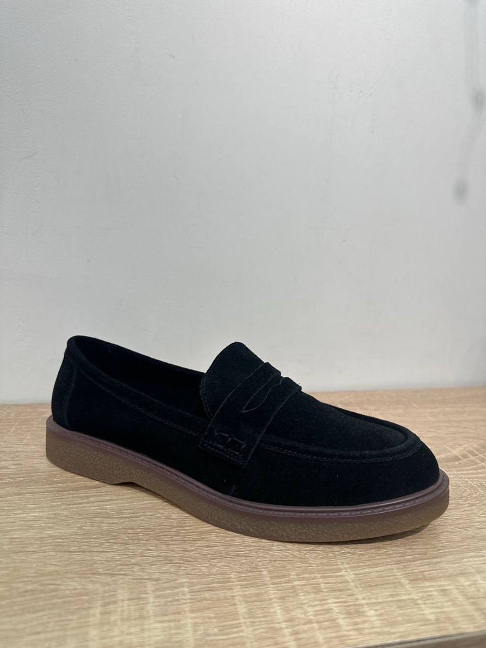 Лоферы из натуральной замши