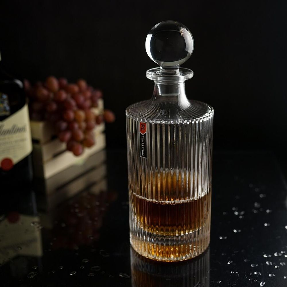 Графин 0,8 л штоф с крышкой   h26,5 см d 9,7 см стекло P.L. - BarWare [1]