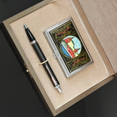 Подарочный бизнес-набор "Москва" с визитницей персональной и ручкой Parker в футляре