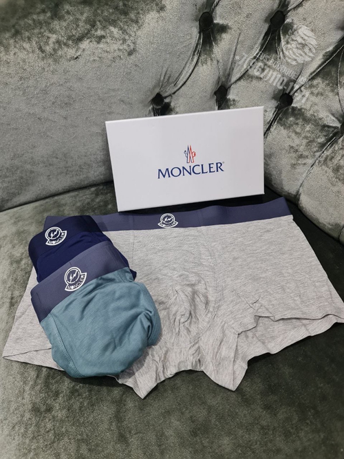 Боксеры Moncler