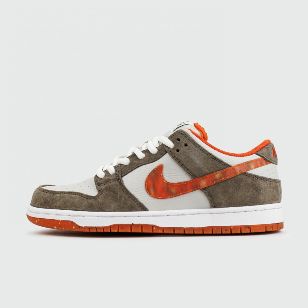 кроссовки Nike SB Dunk Low x Crushed DC Skate Shop