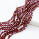 Гранат граненый, размер около 3,2-3,4 мм, цена за 62-63 шт (1/2 нити)