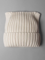 Шапка вязаная с ушками женская на осень