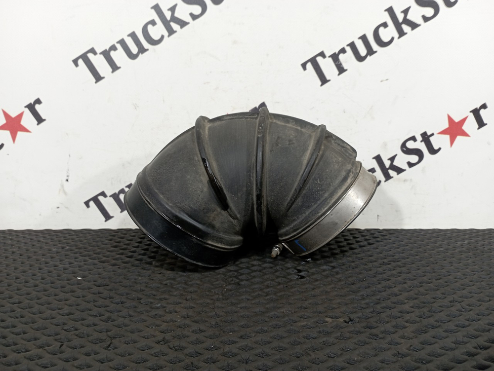 Патрубок воздушного фильтра