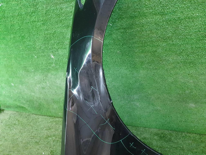 Крыло переднее правое Genesis G80 (2016-2020)