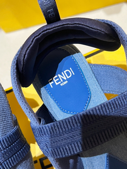 Fendi Colibri Pumps