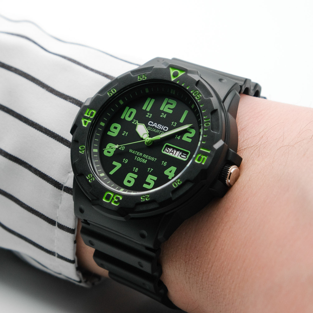 Мужские наручные часы Casio Collection MRW-200H-3B