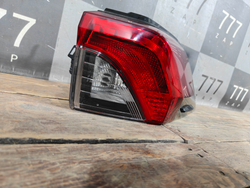 Фонарь зaдний пpавый Toyota RAV4 V (XA50) 18-нв Б/У Оригинал 8155142230