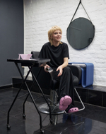 ФУТБОЛКА С U-ОБРАЗНЫМ ВЫРЕЗОМ. ЧЕРНАЯ. PROF