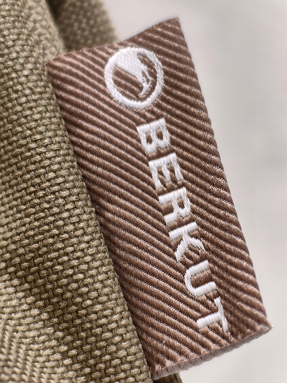 Автомобильный компрессор BERKUT R20