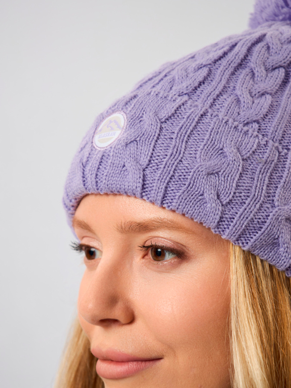 Шапка женская Alaskan Knitted мультиколор, Единый размер 58см