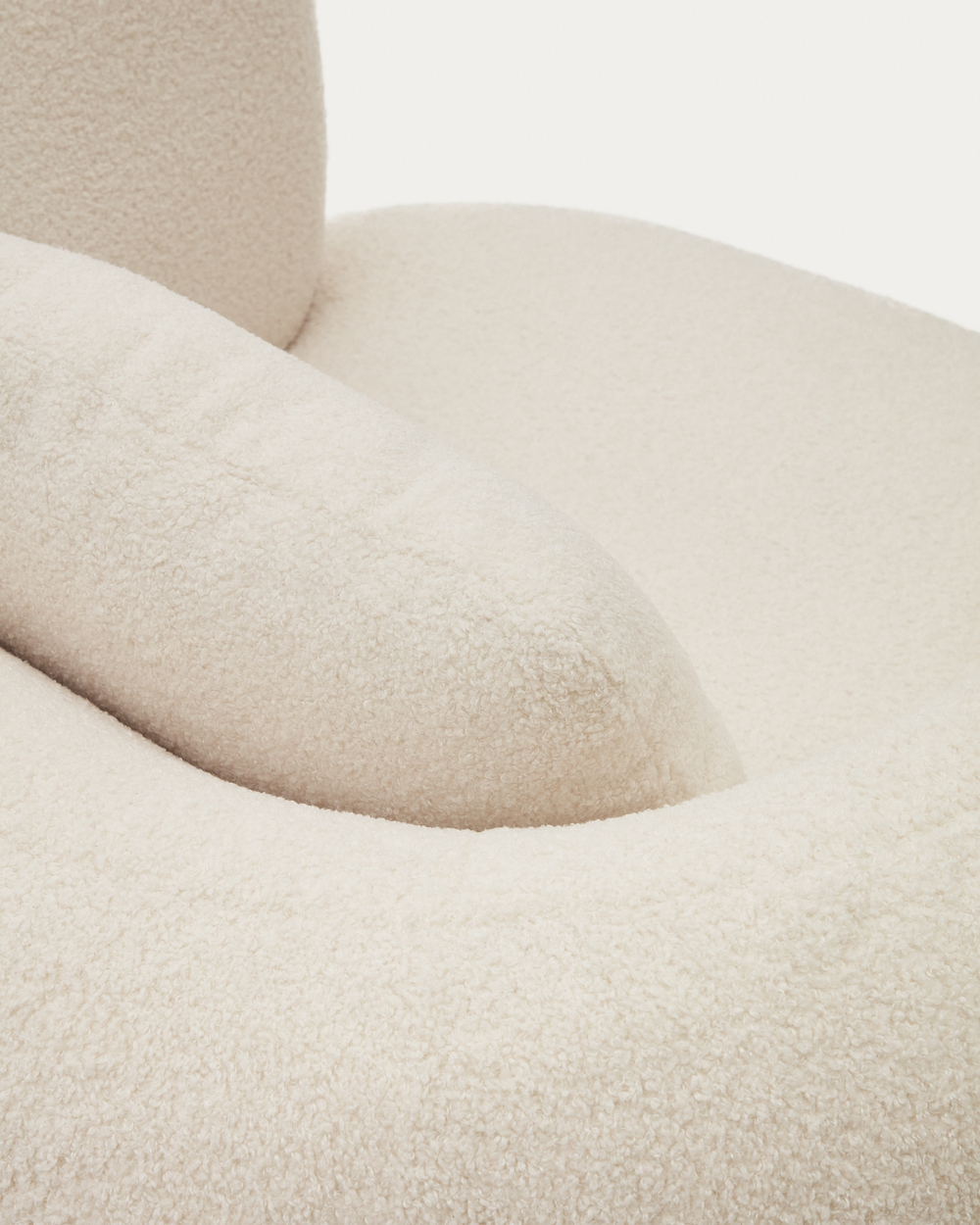 Martina Поворотное кресло в белоснежном цвете с подушкой