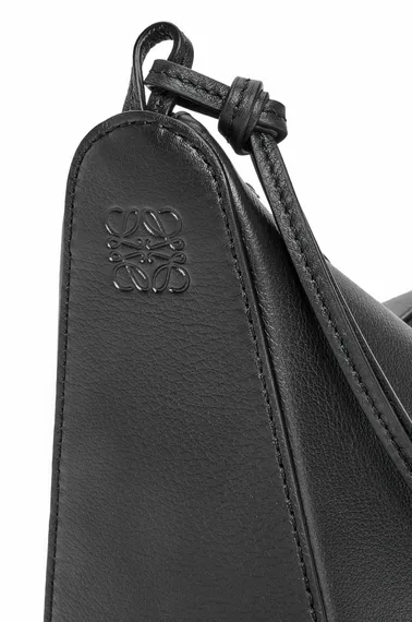 Сумка Loewe Hammock Hobo черный