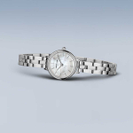 Женские наручные часы Bering 11022-704
