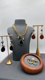 Серьги Alexander McQueen