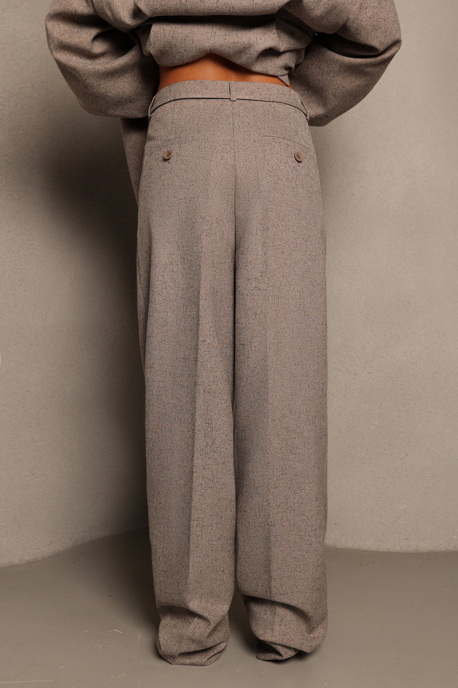 Брюки широкого кроя