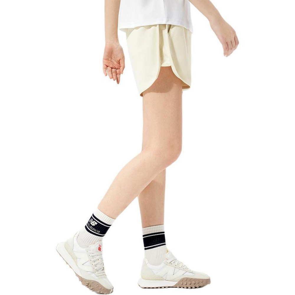 Шорты New Balance, AWS32301-BE