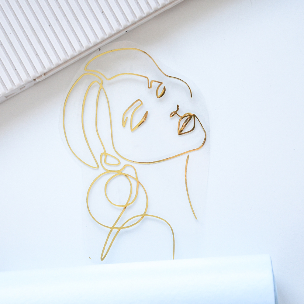 Изображение из термотрансферной пленки "Девушка 1"