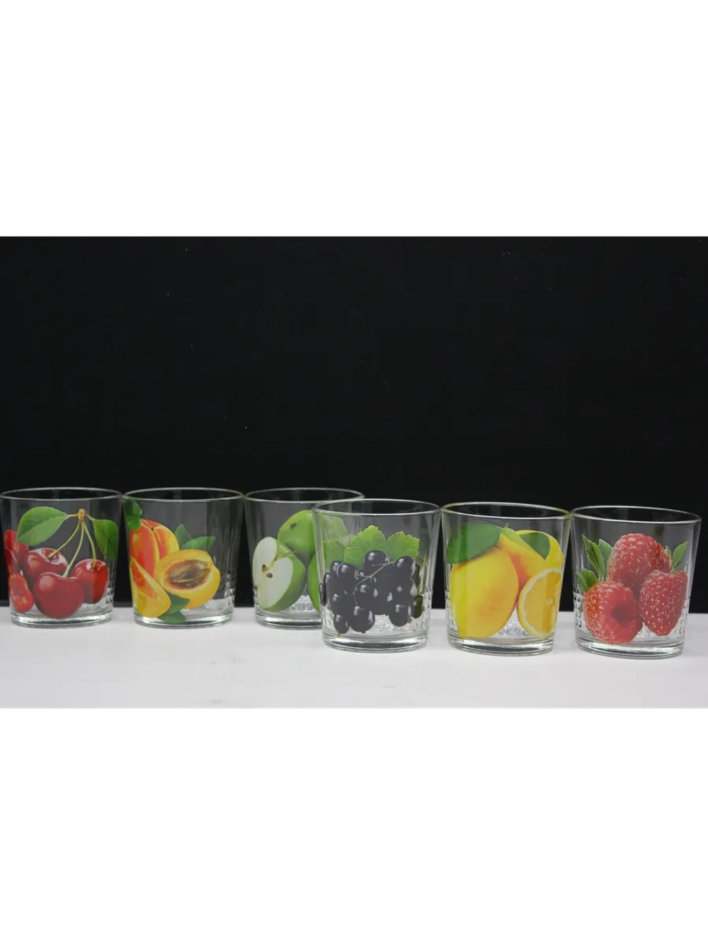 Стакан для напитков сока и воды