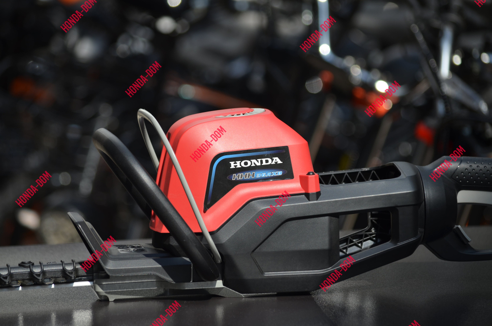 Кусторез Honda HHH 36 AXB