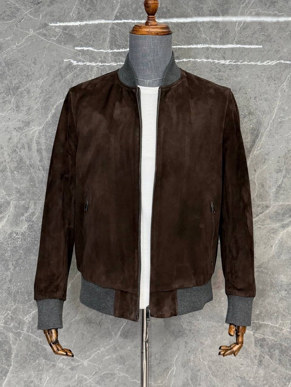 Замшевая куртка Brioni