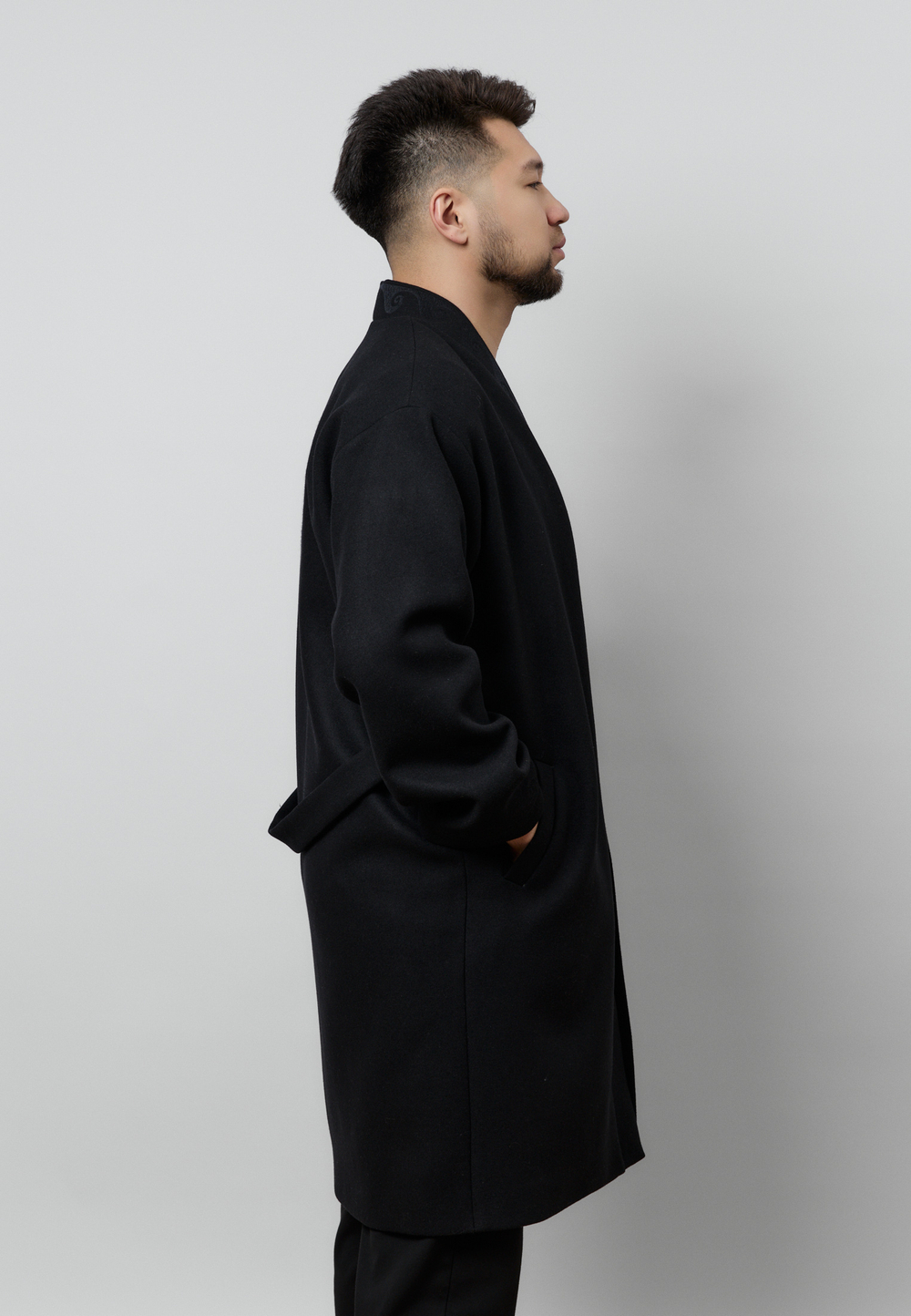 Шапан шерстяной OYU TOLQYN BLACK