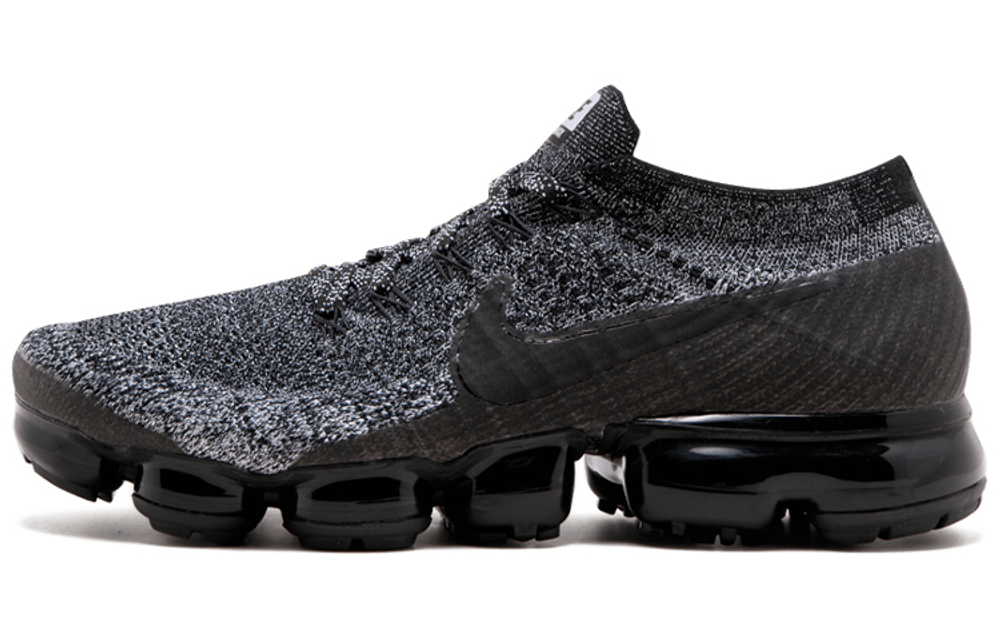 Nike Vapormax Oreo 2.0 Hyper Sneakers