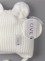 Шапка вязаная демисезонная для девочки