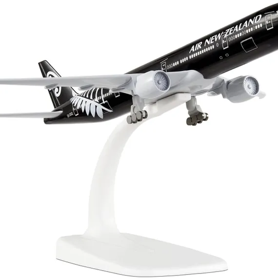 16cm B777 New Zealand