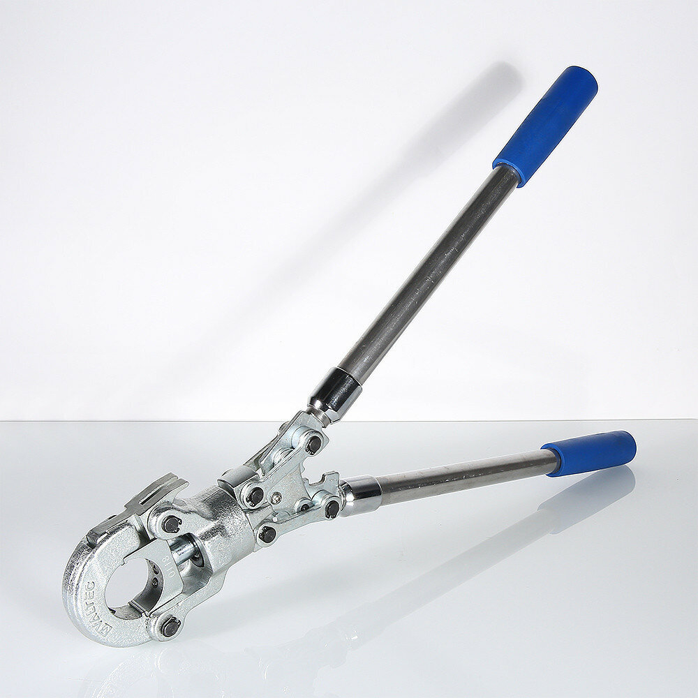 Пресс-клещи с комплектом насадок 16-32 мм, TH Valtec Vtm.293.0.160032