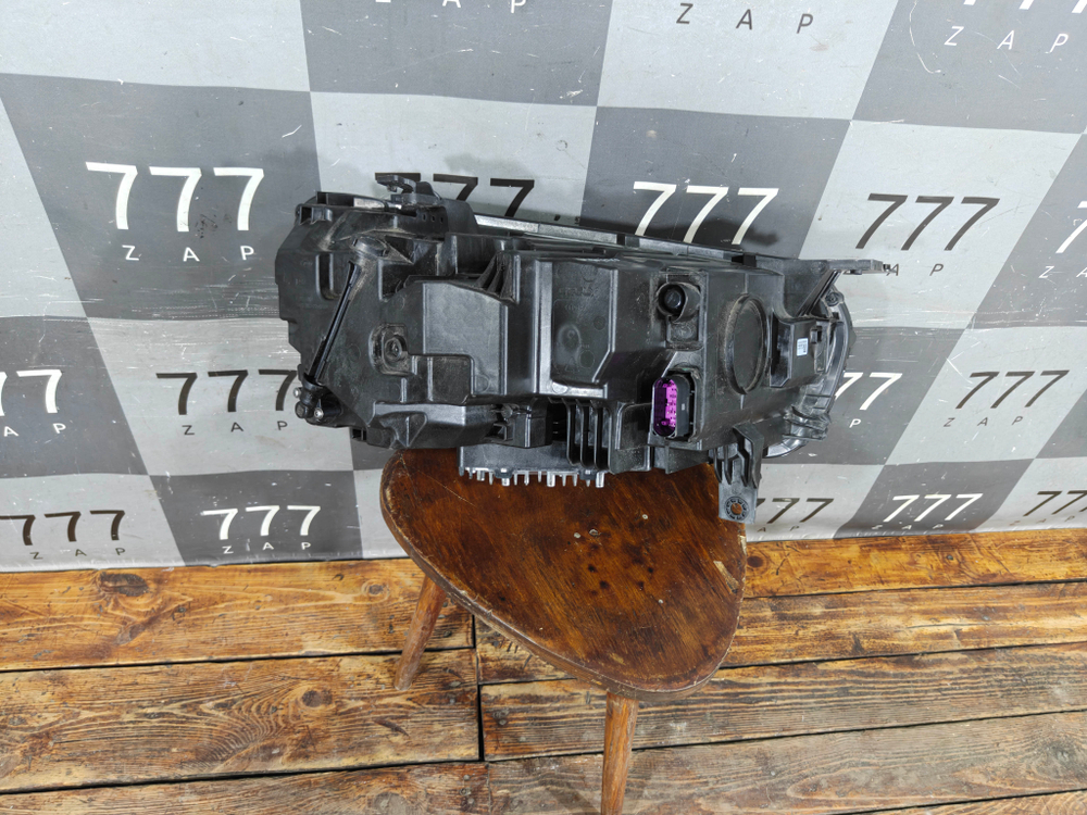 Фара левая LED Geely Monjaro 21-нв Б/У Оригинал 7051047300