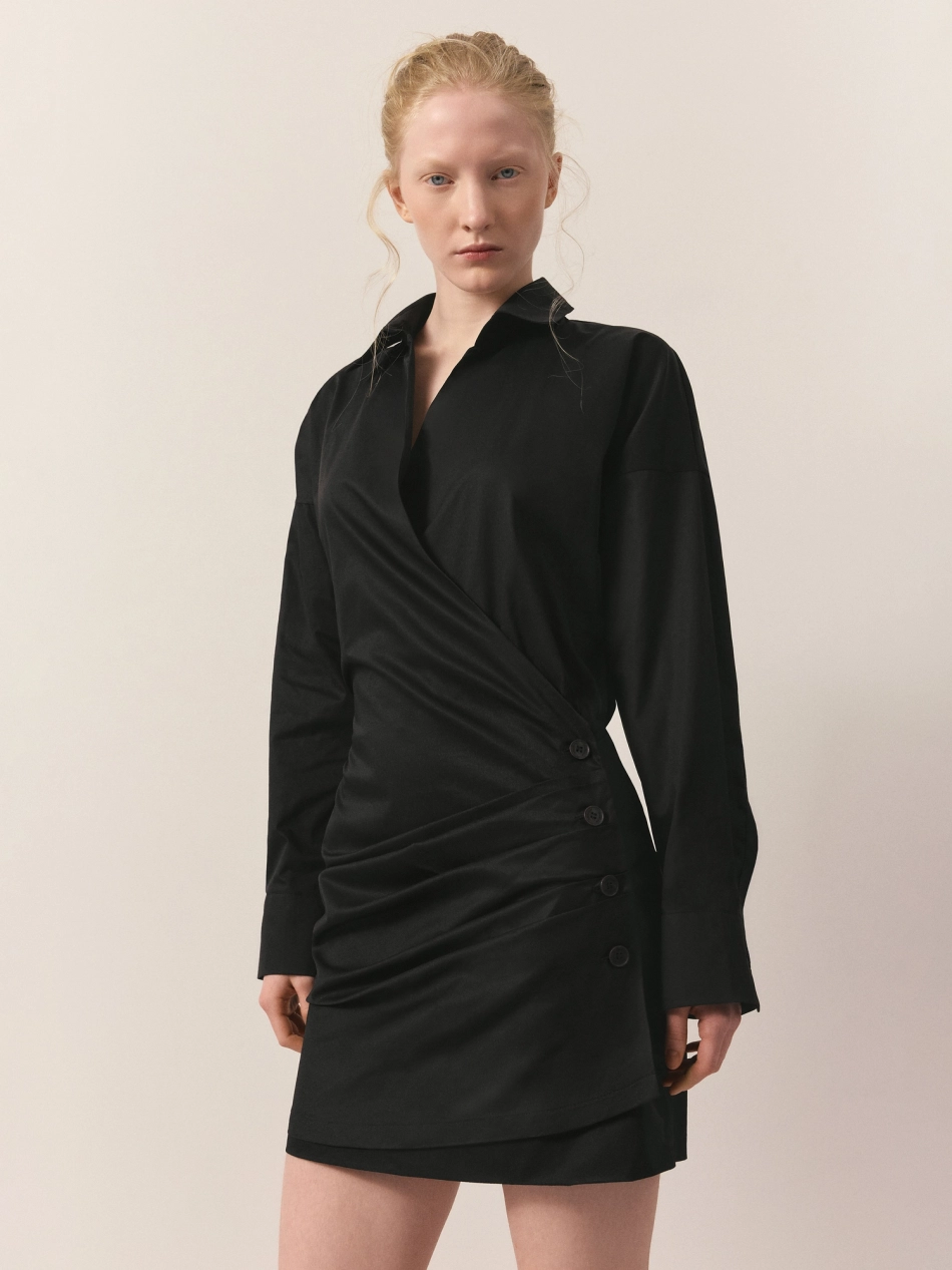 Платье-рубашка со складками