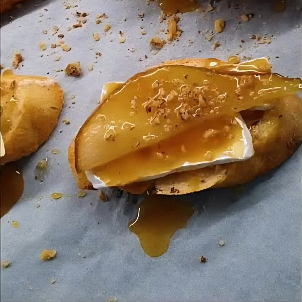 Брускеты с сыром Бри и карамелизированной грушей