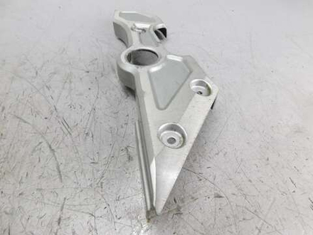 Крышка рамы правая Yamaha FZS1000 Fazer 01-05