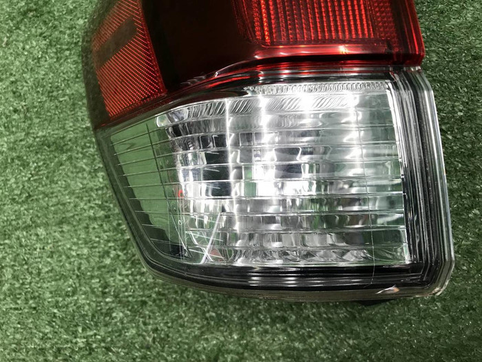 Фонарь левый внешний Subaru Forester 5 SK (18-нв)