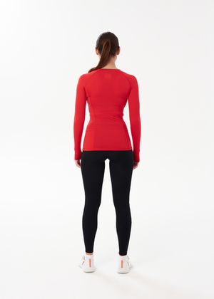 Лонгслив с длинным рукавом и карманами