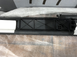 Накладка пола багажника левая Range Rover Sport 2 БУ Оригинал LR061070