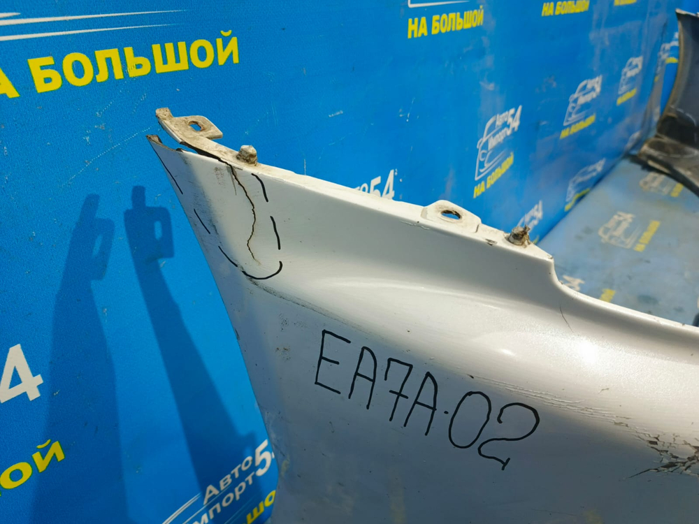 Бампер передний MITSUBISHI GALANT 2000