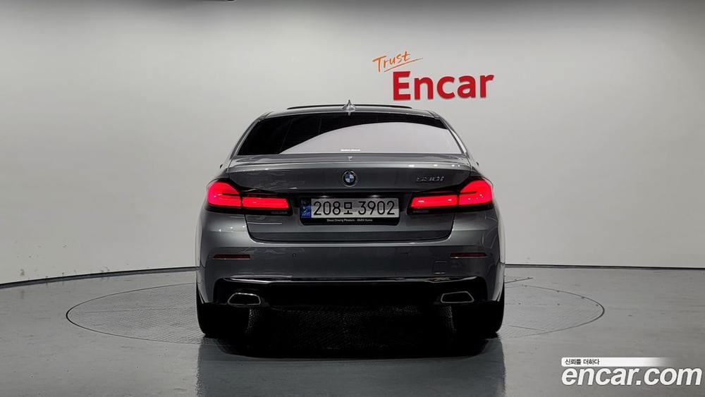 BMW 5 Series (G30) 530i Luxury (01.2023)