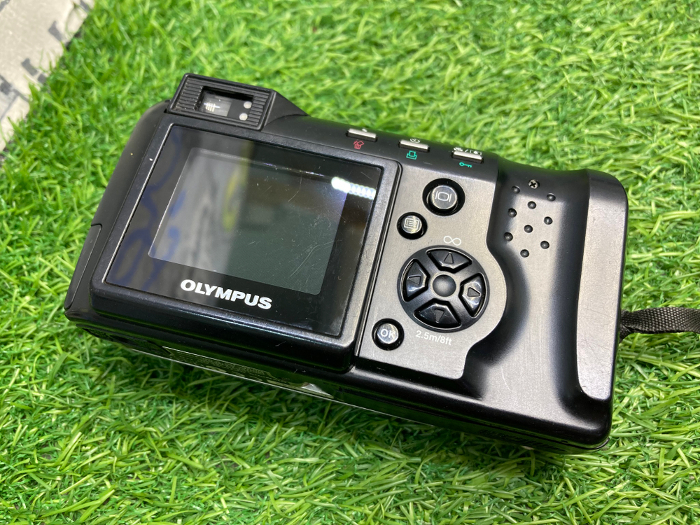 Olympus Camedia C-990 Zoom