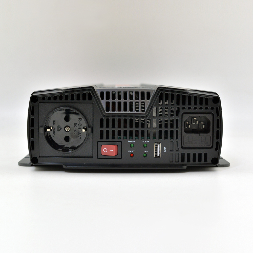 Автомобильный инвертор BERKUT Specialist INV-1000