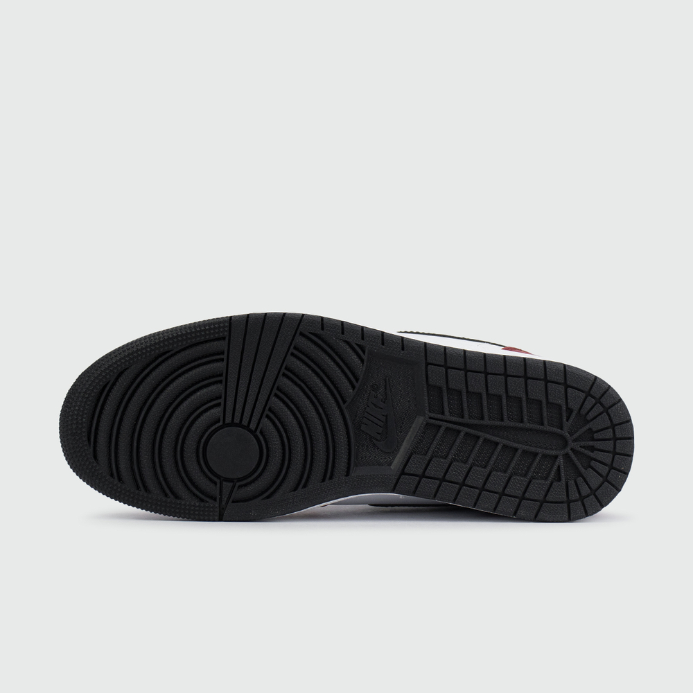 Кроссовки Nike Air Jordan 1 Red / Black with Fur