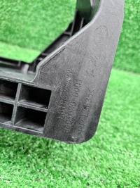 Телевизор Hongqi HS5 (2019-н.в.)